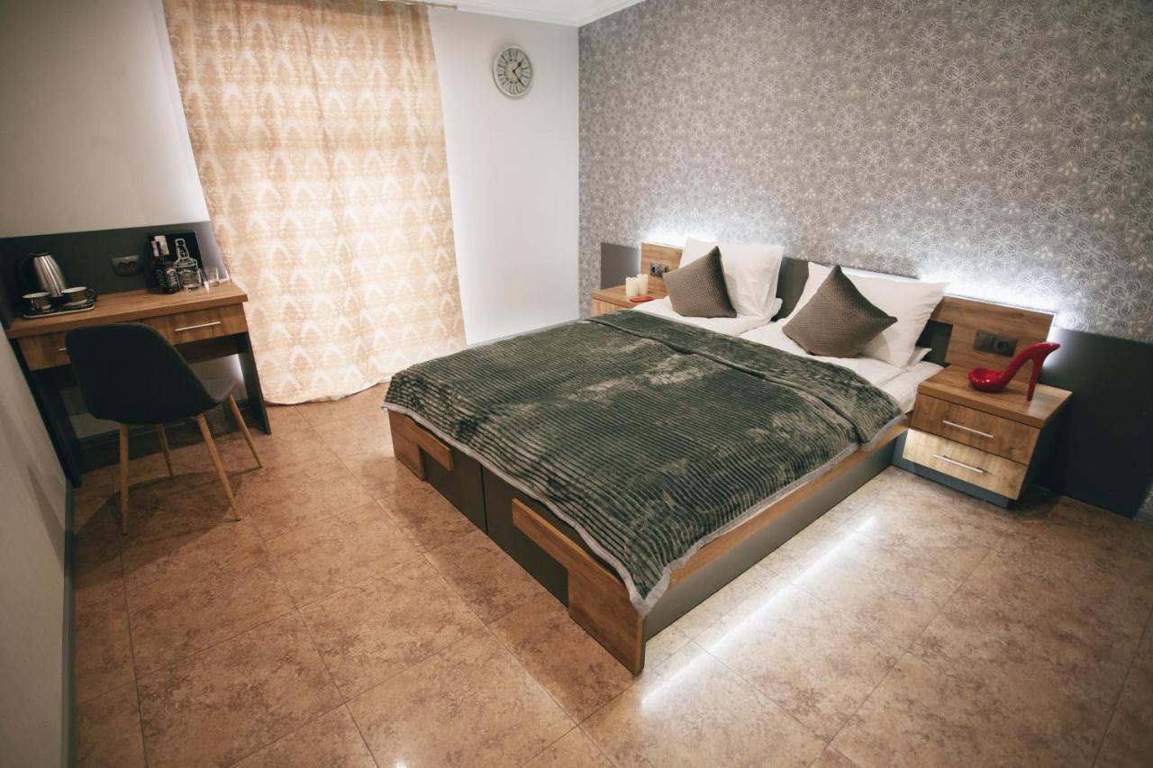 4Rooms Vinnitsa Eksteriør bilde